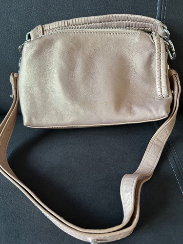 Kleine handtasche liebeskind - kleine,